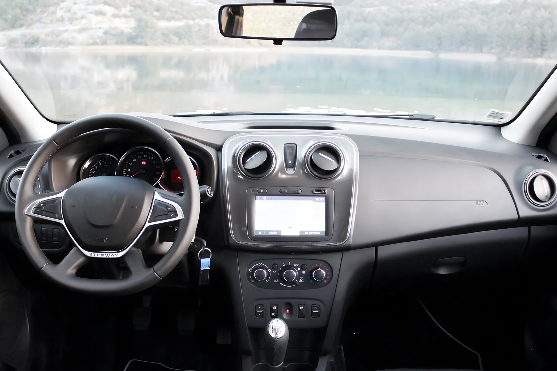 Renault Sandero 2014-2022 9" Android Radio 2GB/64GB | Wireless CarPlay + Free Reverse Camera